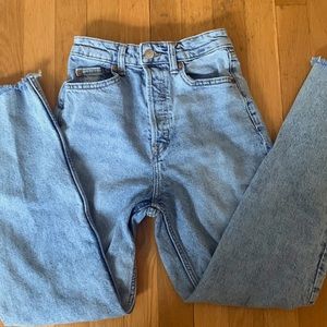 H&M Straight Legged High Waisted Light Washed Button Jeans